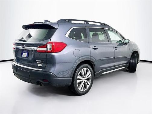2022 Subaru Ascent Limited 8-Passenger