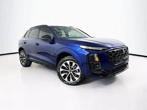 Navarra Blue Metallic 2026 Audi Q3 S line