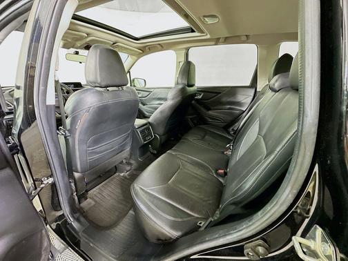 Crystal Black Silica 2019 Subaru Forester Limited