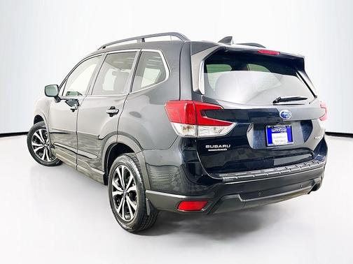 Crystal Black Silica 2019 Subaru Forester Limited