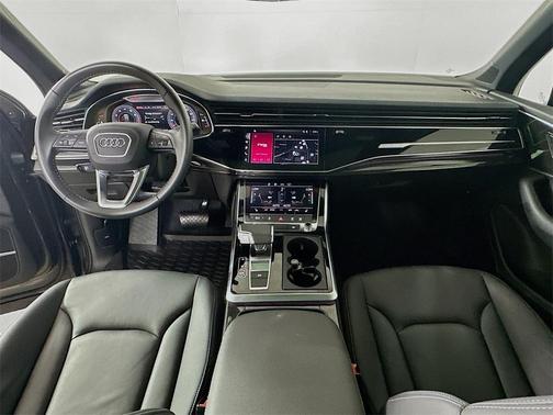 2025 Audi Q7 45 Premium