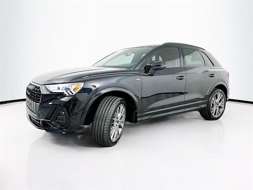 2025 Audi Q3 45 S line Premium