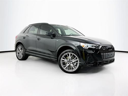2025 Audi Q3 45 S line Premium
