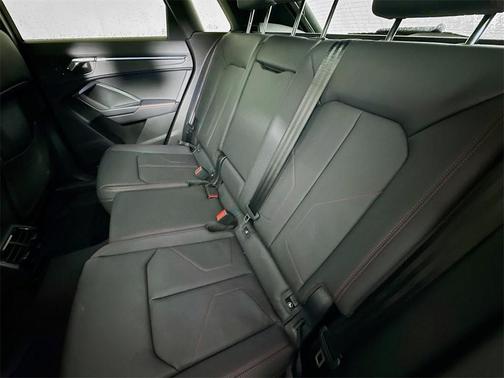2025 Audi Q3 45 S line Premium