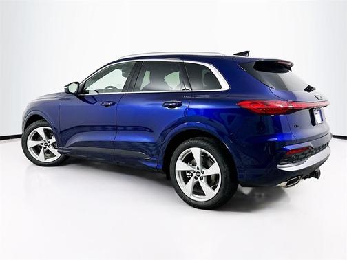 2025 Audi Q5 2.0T quattro Premium