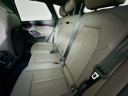 2025 Audi Q5 2.0T quattro Premium