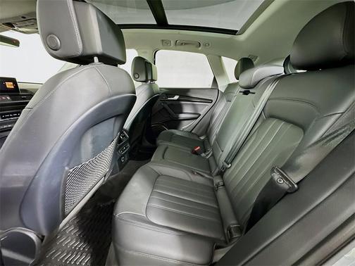 2018 Audi Q5 2.0T Premium Plus