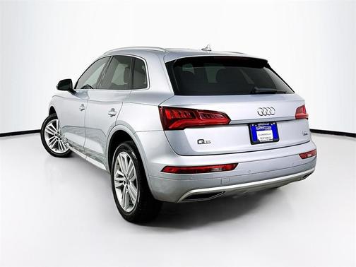 2018 Audi Q5 2.0T Premium Plus