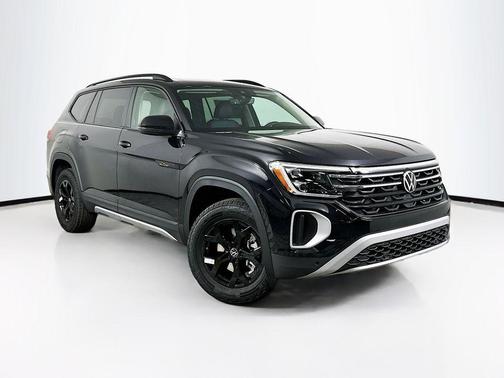 Deep Black Pearl Effect 2026 Volkswagen Atlas 2.0T Peak Edition