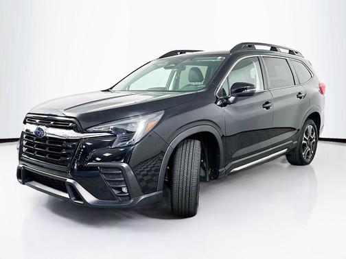 Crystal Black Silica 2023 Subaru Ascent Limited 8-Passenger