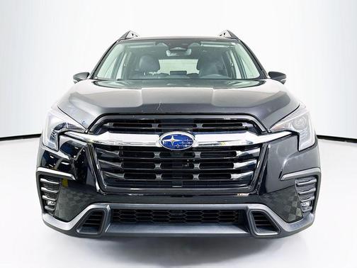 Crystal Black Silica 2023 Subaru Ascent Limited 8-Passenger