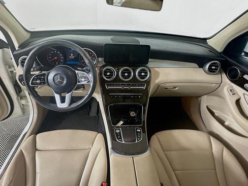 White 2021 Mercedes-Benz GLC 300 Base