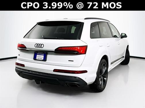 2025 Audi Q7 55 Premium Plus