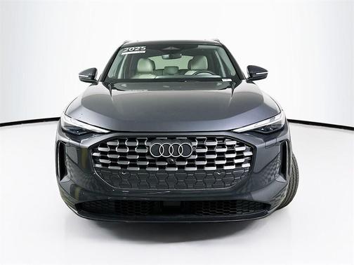 2025 Audi Q5 2.0T quattro Premium