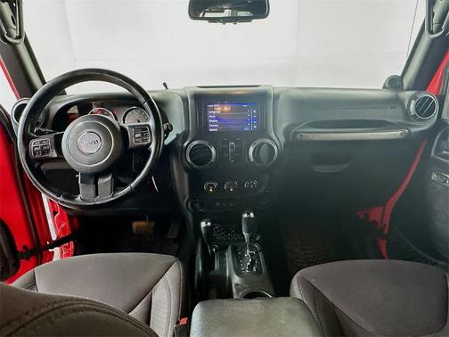 2013 Jeep Wrangler Unlimited Sport