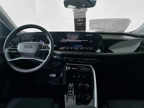 Glacier White Metallic 2025 Audi Q5 2.0T quattro Premium