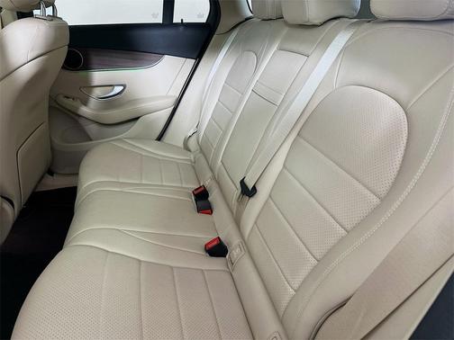 2022 Mercedes-Benz GLC 300 Base 4MATIC
