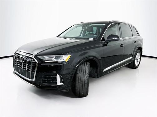 2023 Audi Q7 45 Premium