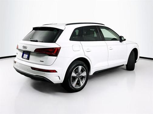 2025 Audi Q5 40 Premium