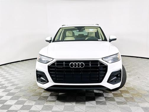 2025 Audi Q5 40 Premium