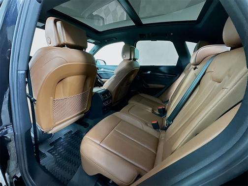 2024 Audi Q5 45 S line quattro Premium