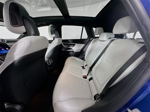 2025 Mercedes-Benz GLC 300 Base 4MATIC