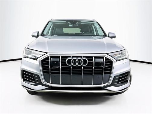 2022 Audi Q7 55 Premium Plus