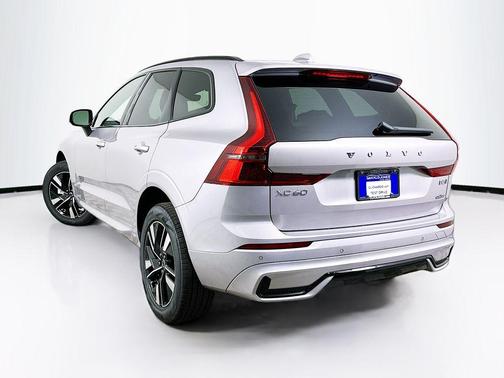 2026 Volvo XC60 B5 Core