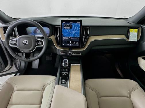 2026 Volvo XC60 B5 Core