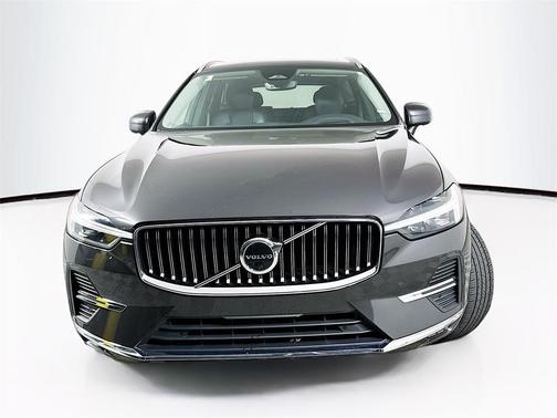 2022 Volvo XC60 B5 Inscription