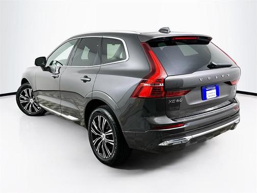 2022 Volvo XC60 B5 Inscription