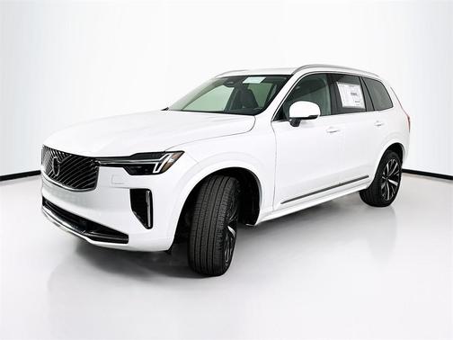 2026 Volvo XC90 B5 Core