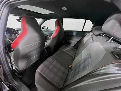 2022 Volkswagen Golf GTI 2.0T SE