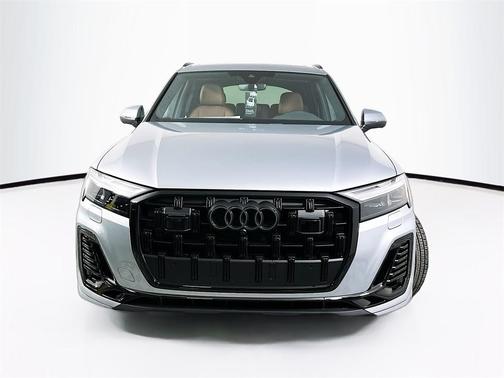2026 Audi Q7 55 Premium Plus