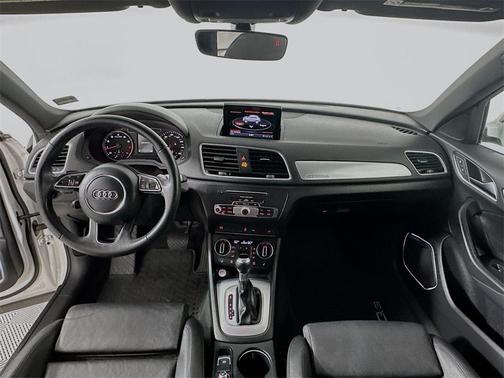 2017 Audi Q3 2.0T Prestige