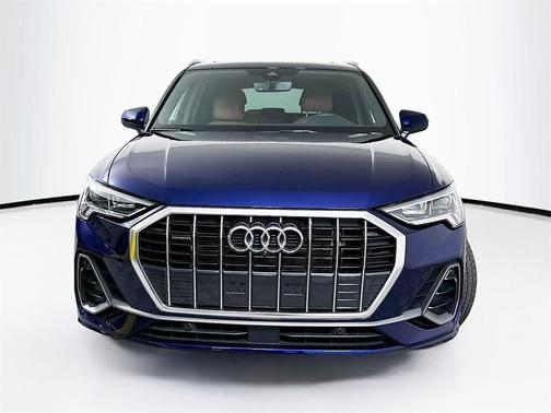 2025 Audi Q3 45 S line Premium