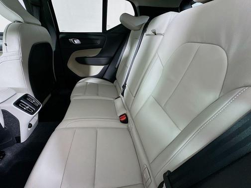 Denim Blue 2026 Volvo XC40 B5 Plus