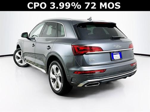 2025 Audi Q5 45 S line quattro Premium