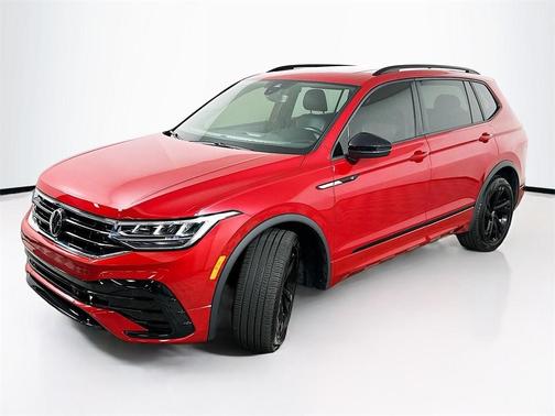 2024 Volkswagen Tiguan 2.0T SE R-Line Black