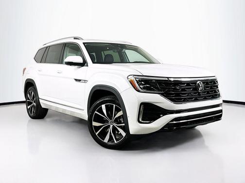 Opal White Pearl 2026 Volkswagen Atlas 2.0T SEL Premium R-Line