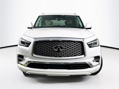 2021 INFINITI QX80 Luxe