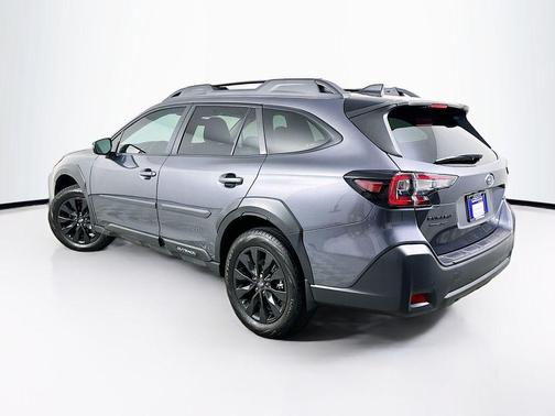 Magnetite Gray Metallic 2025 Subaru Outback Onyx Edition