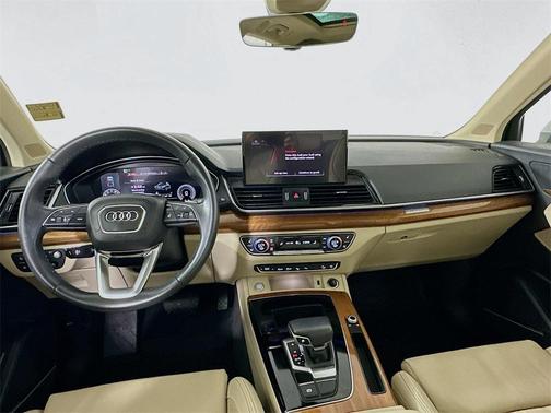 2021 Audi Q5 45 Prestige