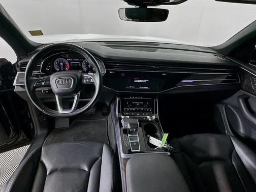 2021 Audi Q8 55 Premium Plus