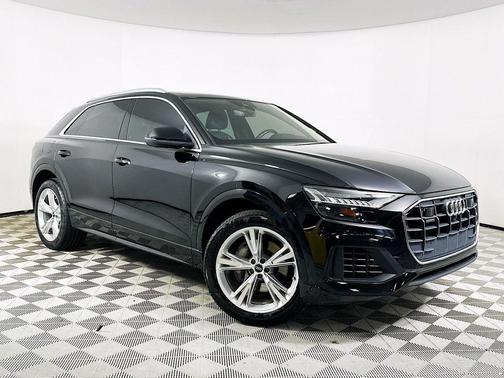 2021 Audi Q8 55 Premium Plus