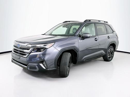 Magnetite Gray Metallic 2026 Subaru Forester Limited
