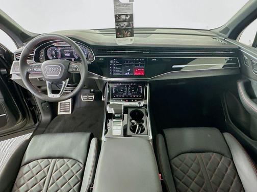 Daytona Gray Pearl 2026 Audi Q7 55 Prestige