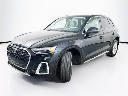 2022 Audi Q5 45 S line quattro Premium