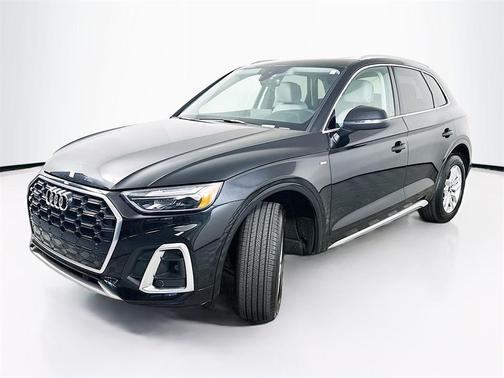 2022 Audi Q5 45 S line quattro Premium