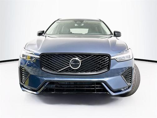 2026 Volvo XC60 B5 Core
